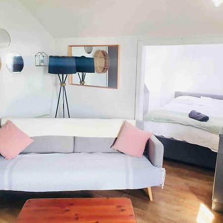 Cosy Top Floor Flat! Self Check-In & Free Parking Apartment Blackpool Exterior foto