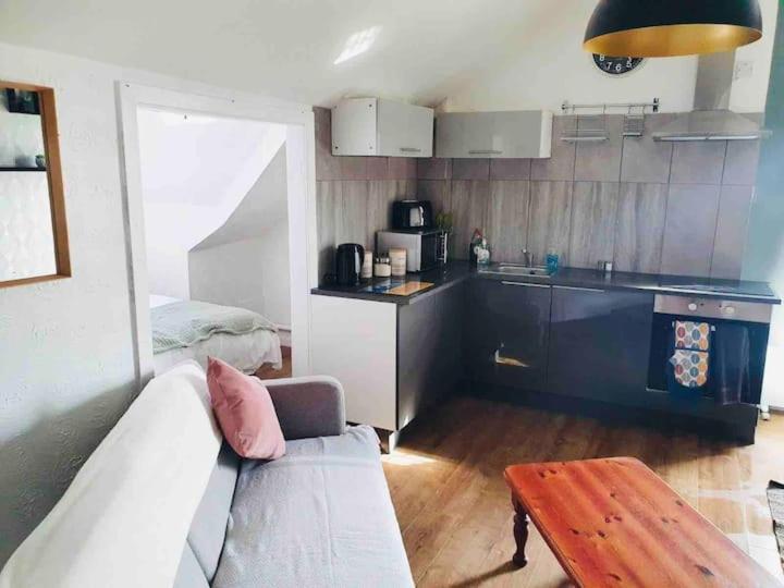 Cosy Top Floor Flat! Self Check-In & Free Parking Apartment Blackpool Exterior foto